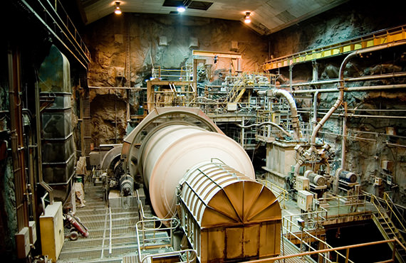 The SAG mill’s motor – a critical piece of equipment – must be monitored for temperature. 